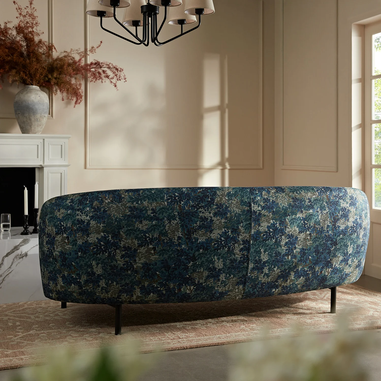 Amboise 3-Seater Curved Sofa with Ball Cushions, Julien Linen Blend - Image 4