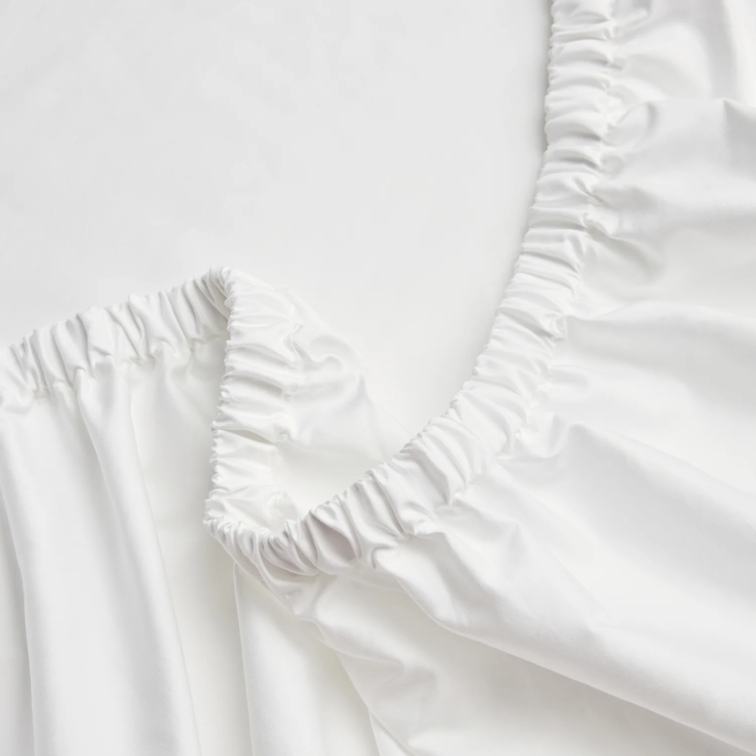 Hotel Collection 400 Thread Count Cotton Sateen Fitted Sheet - White - Image 2
