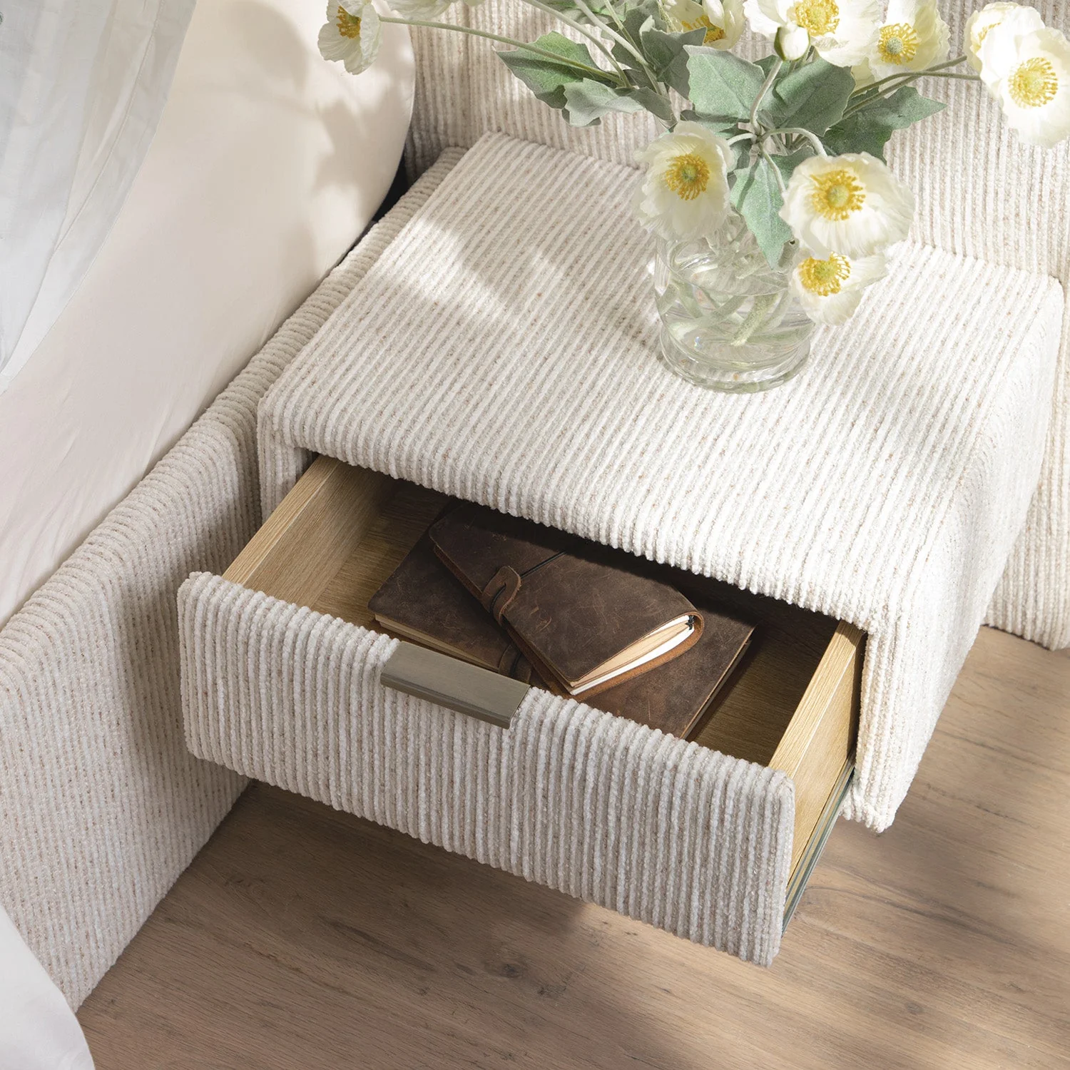 Tremezzo Oversized Ottoman Storage Bed, Beige Textured Fabric - Image 7